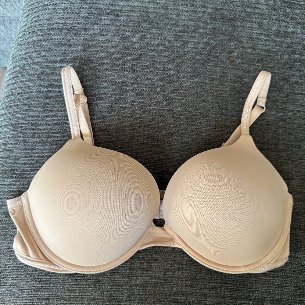 Victoria's Secret T-shirt Push Up Plunge